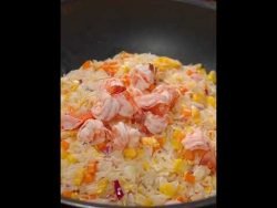 Arroz 3 delicias #shorts #parati #comida #arroz #receta #asiático