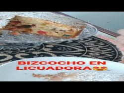 BIZCOCHO EN LICUADORA #receta #comida #shorts BUSCA LA RECETA EN MI CANAL ☺