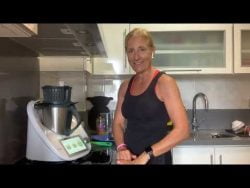 Crema de lentejas y verduras Thermomix | #recetasdelegumbres #lentejas #cremadelegumbres #tm6