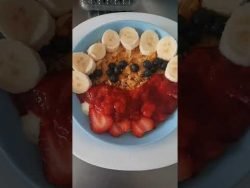 Desayuno fácil y saludable🥣#fitness #food #receta #recetassaludables #desayuno #youtubeislife