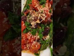 Espárragos al Sartén/Cherry Tomates y AceitunasIngredientes en los comentarios #shorts #receta