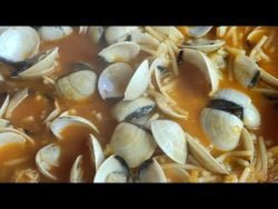 Fideos con almejas, fácil y rico con Thermomix