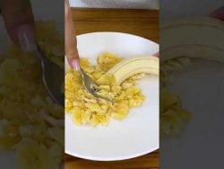 pudim de banana 😋🍌#shorts #sobremesa #receta #receita #recetas #bolos #banana #receitassimples