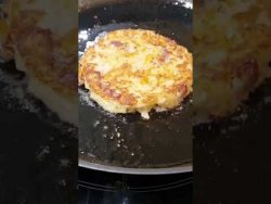 Rösti, tortitas de papa cruda rallada, fácil y rica #receta #cocina #shorts