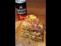 ¡Tortilla de Papas! 🥔🥚🧅#tortilla #papas #comida #receta #LunesSinCarne #tapas #tutorial #vlog #fyp