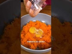 Você nunca pensou em transformar Cenoura em massa! Fica delicioso! 🥕#shorts #receta #receita #bolo