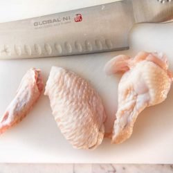 Como cortar alitas de pollo