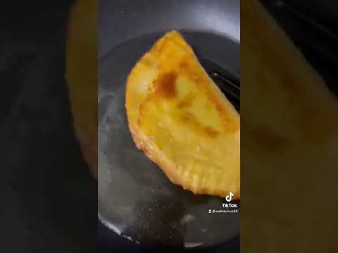 Empanaditas de atún 🤎 #receta #empanadadeatun