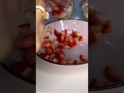 PERFECTAS FRESAS con CREMa #dulce #postre #fresas #receta