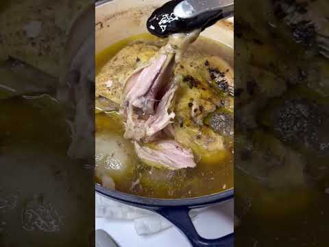 Chile Verde Chicken Tamales 🫔 #freddsters #cooking #tamales #cocina #receta #mexican #shorts