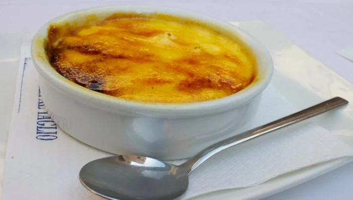 Crema catalana de plátano, una receta diferente
