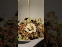 ¡Ensalada Waldorf! 🥙🤤#Ensalada #Waldorf #LunesSinCarne #comida #receta #tutorial #vlog #fyp