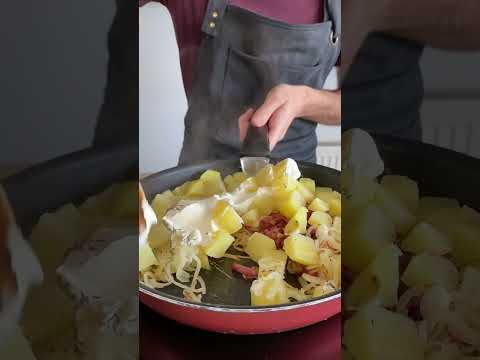 🧀 Tartiflette 🧀 #Tartiflette #Receta #patatas #patatasalhorno #recetarapida #recetabrutal #bacon