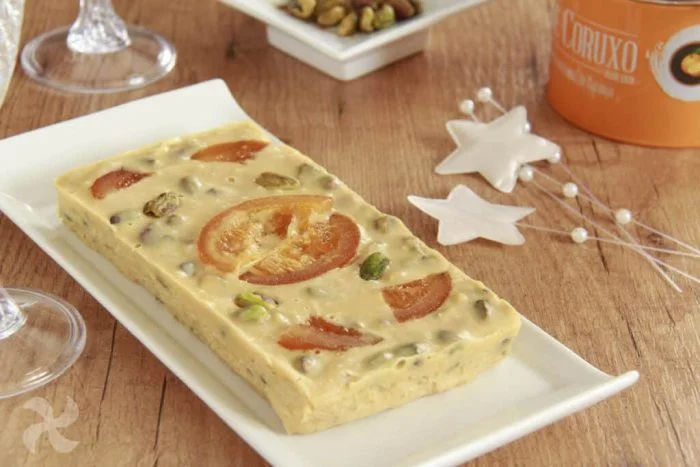 Fudge de naranja y pistachos
