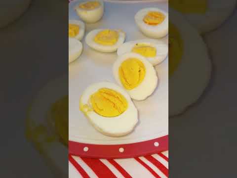 HUEVOS RELLENOS🥚😋 Ideales como acompañamiento para la MESA NAVIDEÑA #shorts #short #receta