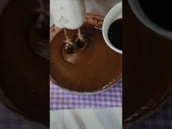Receta de torta de chocolate húmeda 🍫 #shorts #receta #reposteria #chocolate #chocolatecake