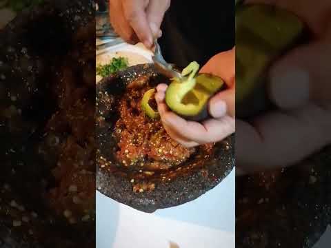 Salsa rápida y deliciosa para tu carnes asadas. #Receta #Salsa #Shorts