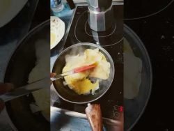 #shorts #reels #food #receta #egg #cheese #tortilla #pan