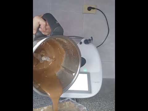 Turrón de kínder bueno,receta de Navidad, fácil y rico con Thermomix