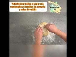 Bollos al vapor con mantequilla de semillas de amapola,salsa vainilla(Receta Monsieur Cuisine Smart)