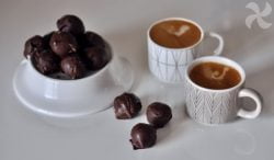 Bombones de cerezas en sirope