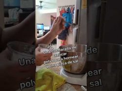 Preparando un pastel muy especial #viral #shorts #pastel #receta