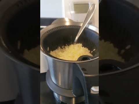 The best kitchen partner. 13mins cooking rice in this Mycook machine. #SHORTS