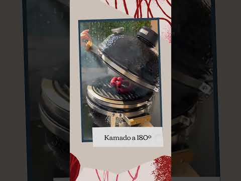 Chorizos y brasas: matrimonio perfecto #Shorts #kamado #TrucosCocina #CarbónVegetal #Receta