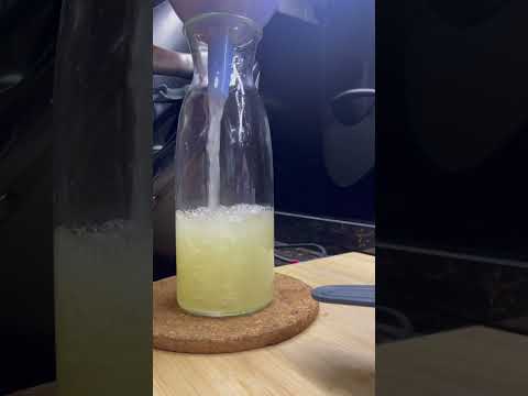 Making fresh lemonade is just a 2-secs turbo chop away #Thermomix #TM6 #SayaJualThermomix