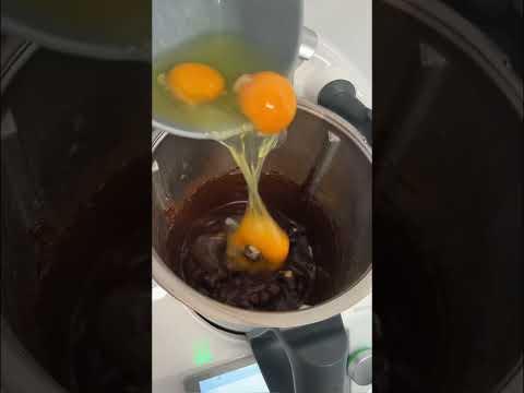 Schokoküchlein im Varoma mit dem Thermomix zubereitet #thermomix #schokokuchen #shorts #chocolate