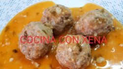 Albóndigas en salsa de almendras, con THERMOMIX