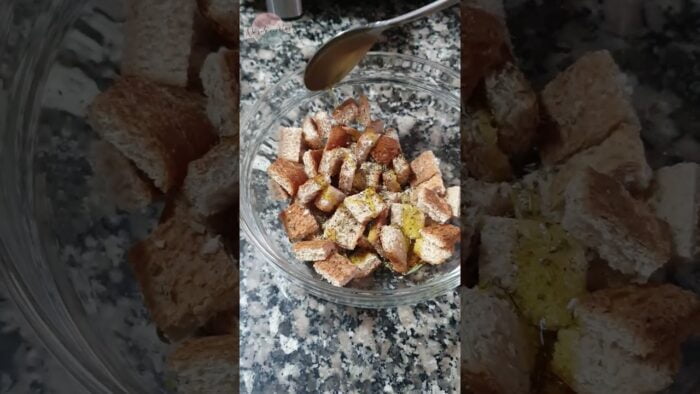 CRUTONES, CROTONES o PICATOSTES caseros, con restos de pan, en FREIDORA DE AIRE  #short 🍞🥖