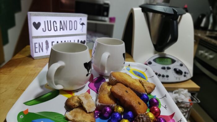 Chocolate ☕ a la Taza con Thermomix TM31 en 9️⃣ minutos… Jugando en familia