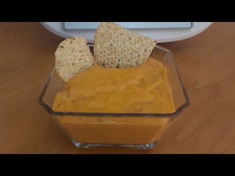 Salsa queso Cheddar con Thermomix