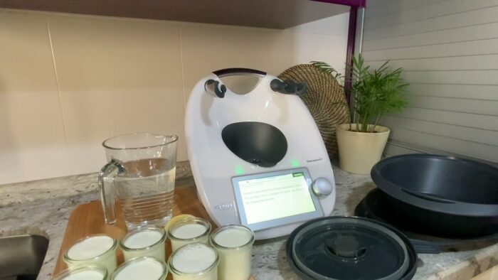 Yogurt casero con Thermomix®️