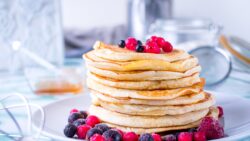 Receta fácil en casa de tortitas americanas o pancakes