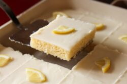 Pastel de hoja de limón – Galletas y tazas