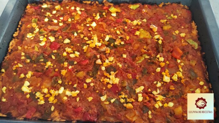 COCA DE TOMATE Y ATÚN MUY FÁCIL con Thermomix