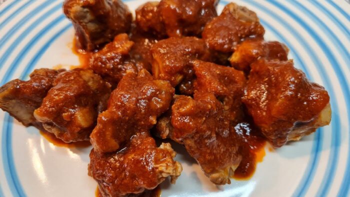 Costillas en salsa barbacoa, a mi manera, en cocción lenta, con Thermomix 6