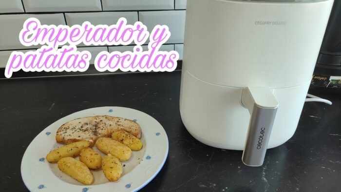 Emperador y patatas cocidas aliñadas 🐟🥔 en freidora de aire