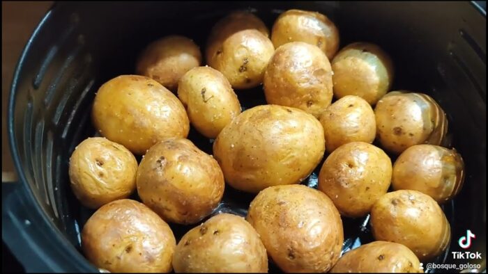 Papas arrugadas en freidora de aire