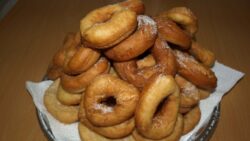 Roscos de vino en Semana Santa: receta fácil y sencilla
