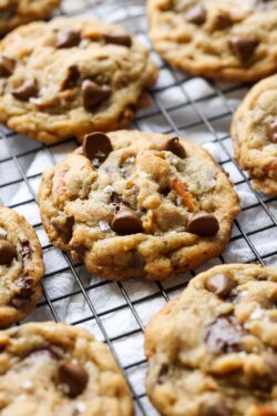 Galletas de fregadero de cocina – Galletas y tazas