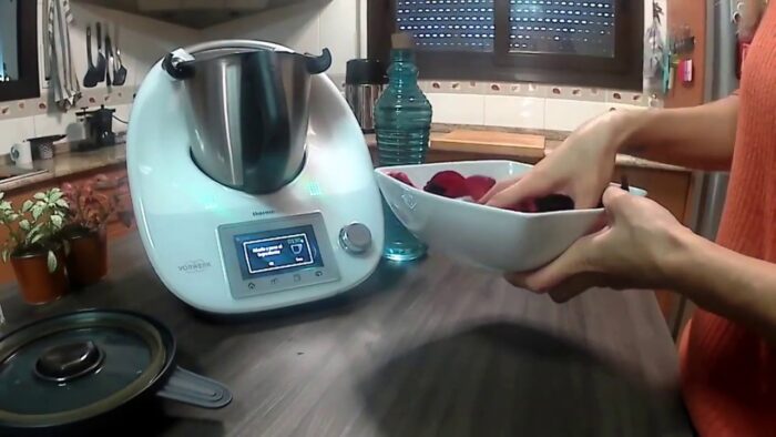 Agua de Rosas con Thermomix