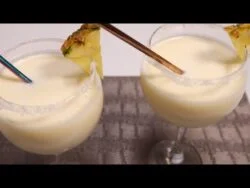 PIÑA COLADA EN THERMOMIX, MONSIEUR CUISINE Y MAMBO