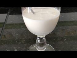 Postre  cremoso de limón en 5 minutos con Thermomix
