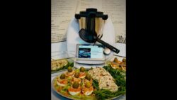 Prepara tu propio Picnic con thermomix. .Fiambre de pollo con pistachos y Huevos rellenos de Jamón.