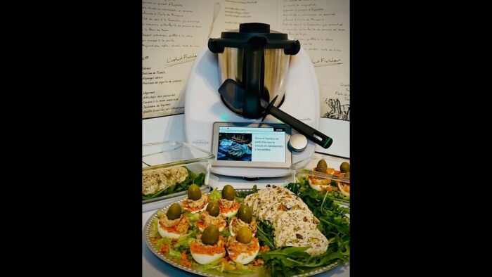 Prepara tu propio Picnic con thermomix. .Fiambre de pollo con pistachos y Huevos rellenos de Jamón.