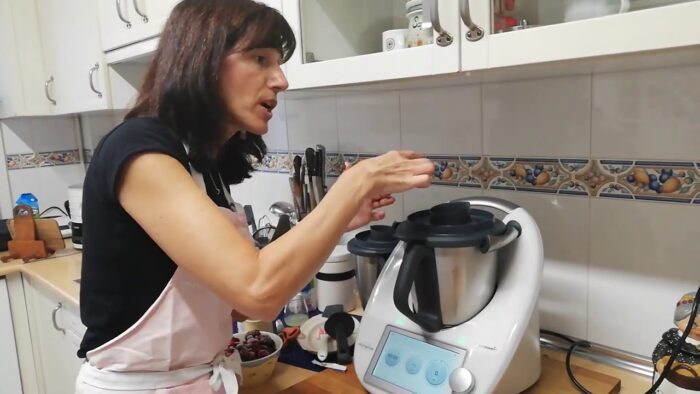 SEMIFRÍO DE FRUTOS ROJOS con THERMOMIX