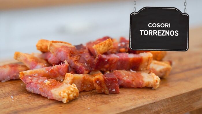 Torreznos crujientes por fuera y tiernos por dentro en freidora de aire Cosori